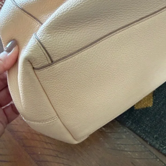 Vintage Coach peach Leather Shoulder Bag - Picture 3 of 13